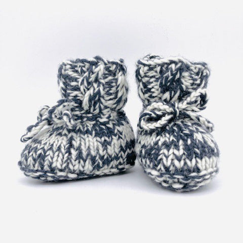 Luna-Leena baby sokjes - 0-6mnd - grijs gemêleerd - merino wol - hand gehaakt in Nepal