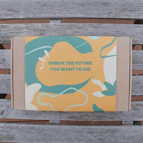 sustainable eco-friendly and plastic-free gift box to save the world every morning during the routine, with loofah sponge, shampoo bar, electric toothbrush oral B, toothpaste tabs and deodorant stick