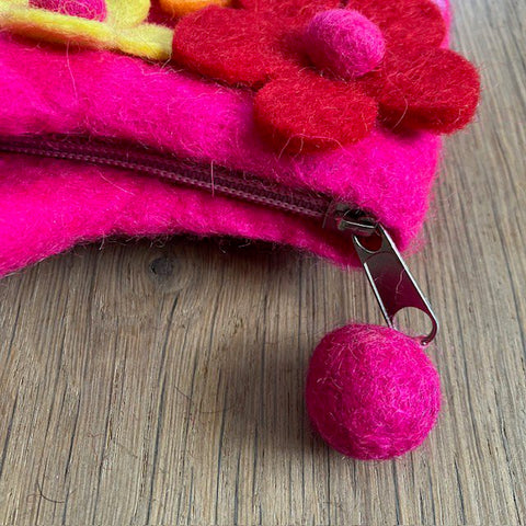 Luna-Leena kinder bloemen tas - fuchsia, rood, oranje - vilt wol - handgemaakt in Nepal