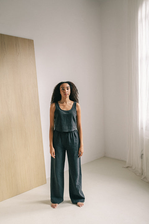 Black linen set