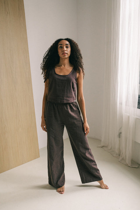 Brown linen set