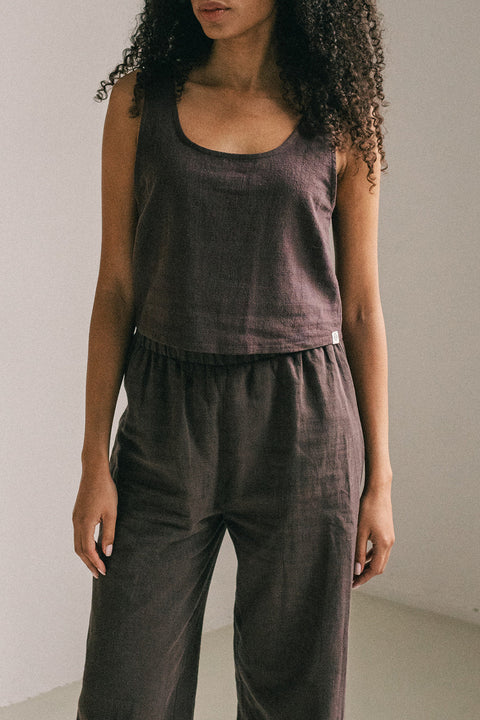 Brown linen set