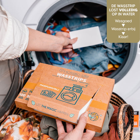 Duurzaam wasmiddel in de vorm van wasstrips en wasdoekjes.