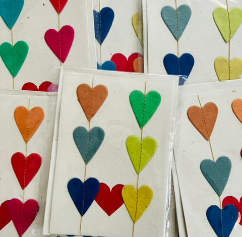 Luna-Leena wenskaart met slinger hart - multi - eco papier - handgemaakt in Nepal