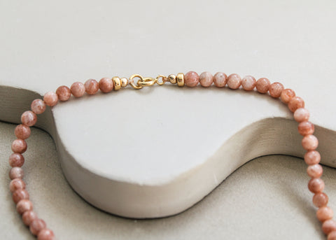Zonnesteen ketting 'Flore'